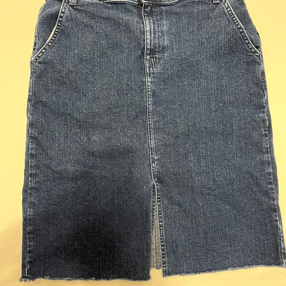 Tommy hilfiger skirt